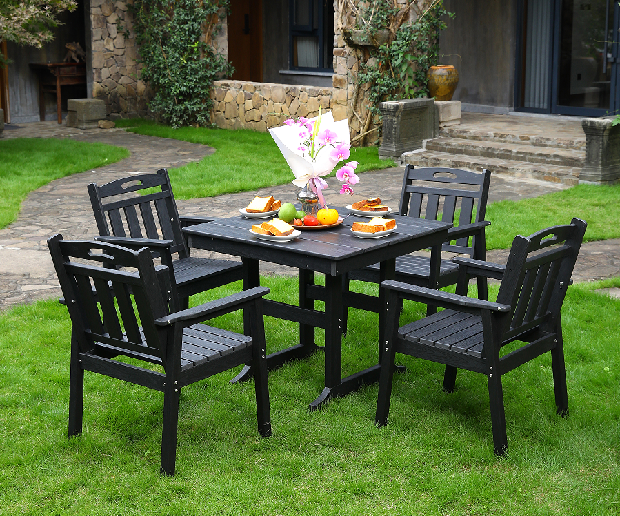 Cadeira de jantar ao ar livre HDPE 4 cadeiras + mesa quadrada com encosto vertical preto