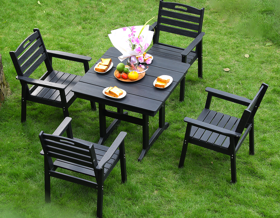 Conjunto de jantar quadrado de 4 peças em HDPE preto com encosto horizontal